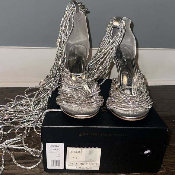 Azalea Wang Silver Heels size 7.5 - Picture 2 of 4